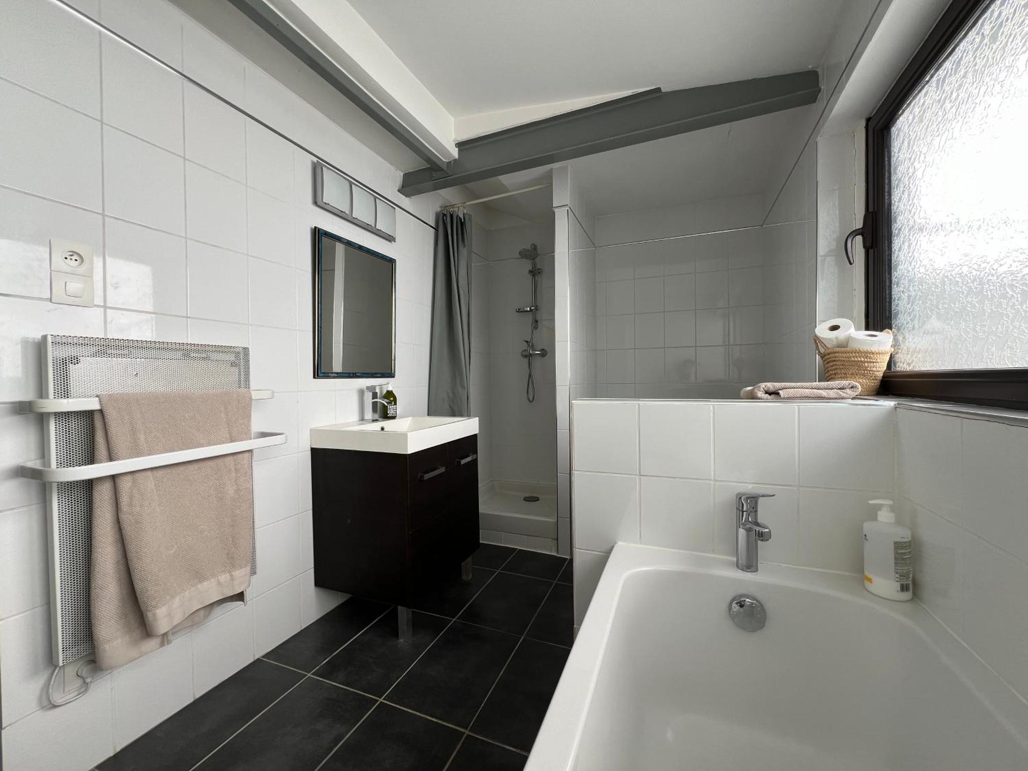 Narbonne Centre 3 Chambres, Patio Prive, Garage, Linge Et Menage Inclus Exterior photo